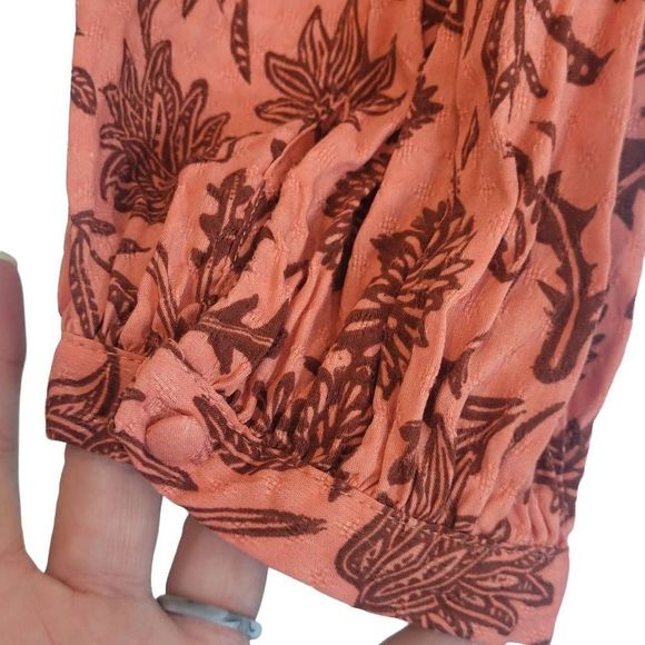 UNIVERSAL Thread Women's Coral Floral Cotton/Rayon/Spandex Smocked Balloon Sleev - Picture 6 of 9